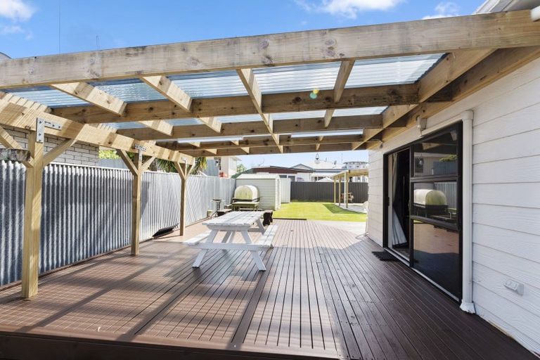 Photo of property in 20 Kings Drive, Levin, 5510