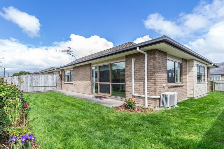 Photo of property in Trackside Villas, 54/91 Mako Mako Road, Levin, 5510