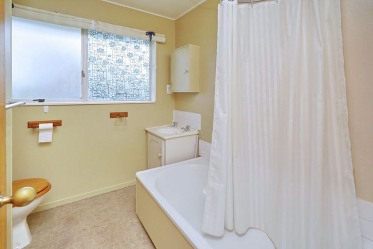 Photo of property in 4b Douglas Road, Amberley, 7410