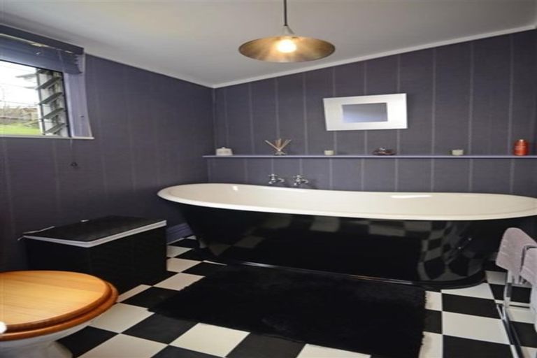 Photo of property in 24 Wales Street, Maori Hill, Dunedin, 9010