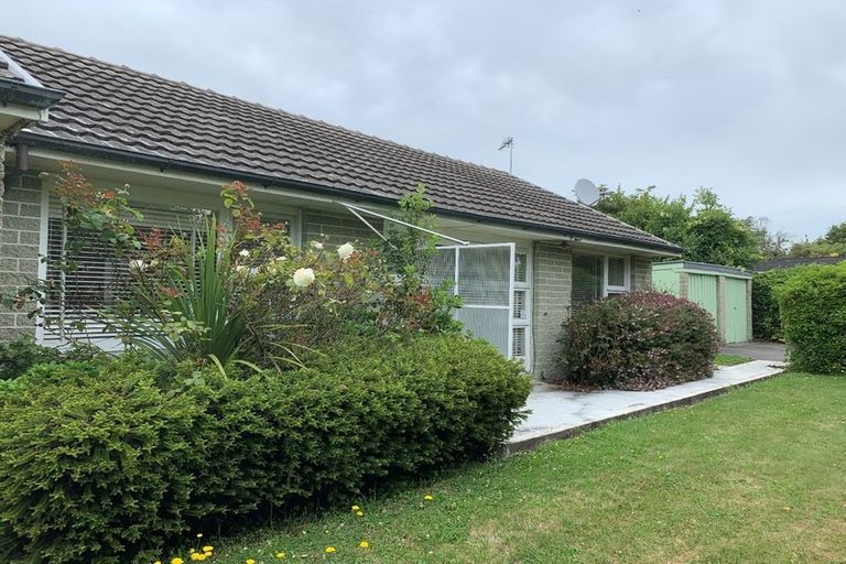 Photo of property in 2/31 Maidstone Road, Ilam, Christchurch, 8041