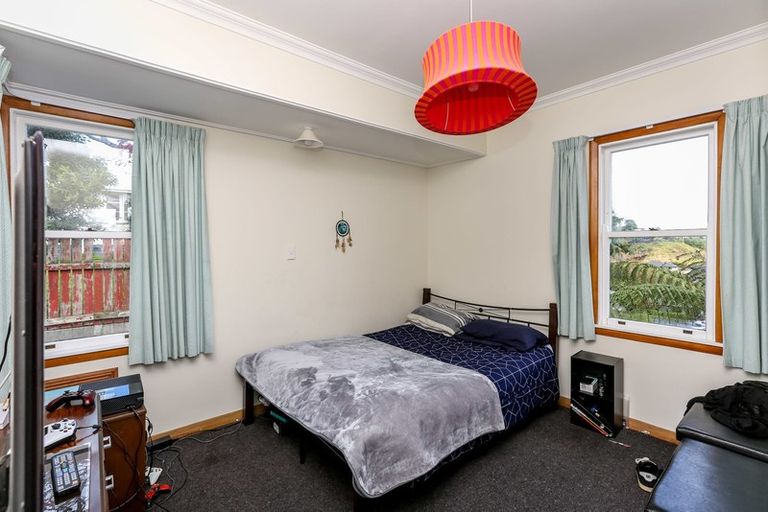 Photo of property in 41a Omata Road, Marfell, New Plymouth, 4310