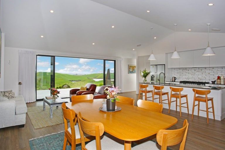 Photo of property in 569 Karioitahi Road, Lake Puketi, Waiuku, 2683