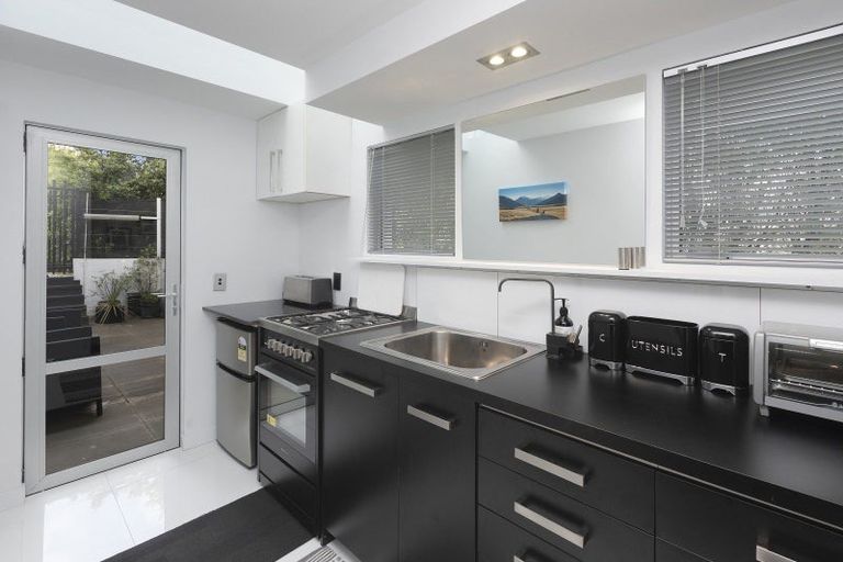 Photo of property in 12 Harry Ell Drive, Cashmere, Christchurch, 8022