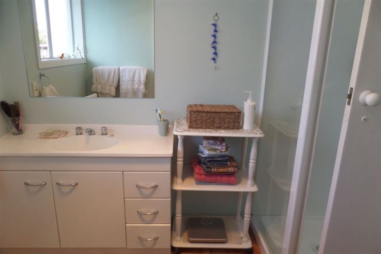 Photo of property in 163 Springs Road, Hornby, Christchurch, 8042