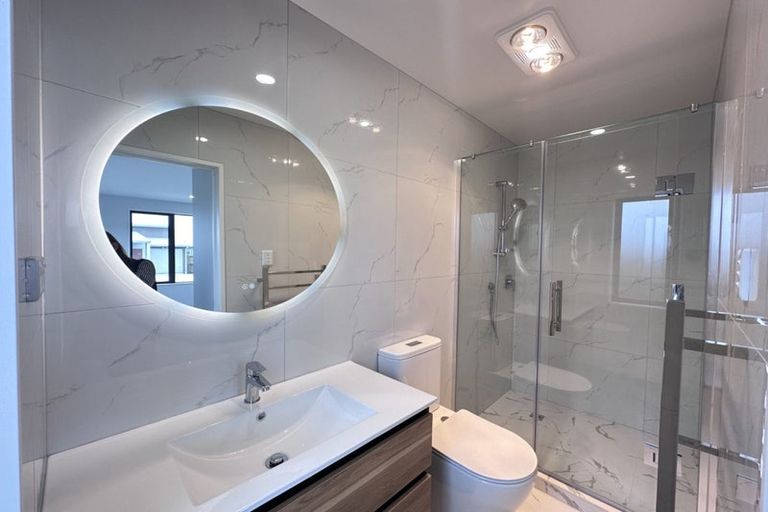 Photo of property in 10 Clayden Shuttleworth Street, Papakura, 2110