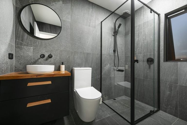 Photo of property in 175 Burdon Loop, Lake Hawea, 9382