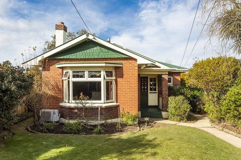 Photo of property in 55 English Avenue, Mornington, Dunedin, 9011