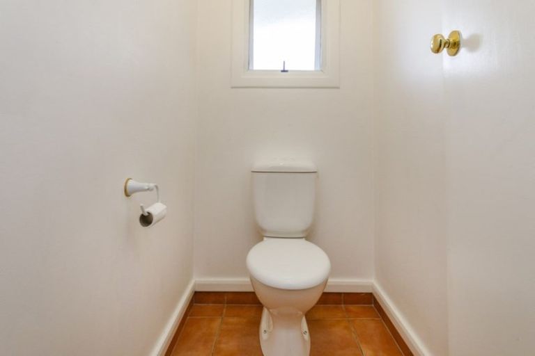 Photo of property in 1 Ngaio Street, West End, Palmerston North, 4412