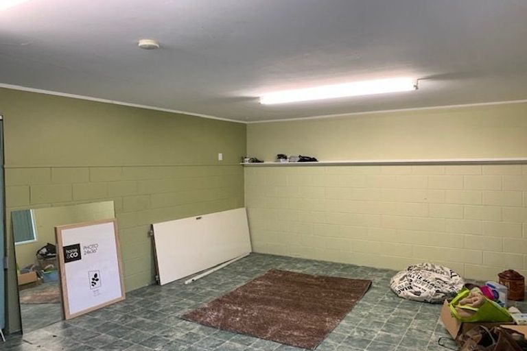 Photo of property in 16 Acacia Road, Torbay, Auckland, 0632