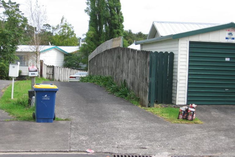 Photo of property in 1/11 Kahikatea Place, Ranui, Auckland, 0612