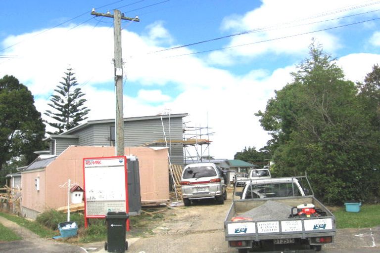 Photo of property in 13 Mccracken Road, Mount Wellington, Auckland, 1060