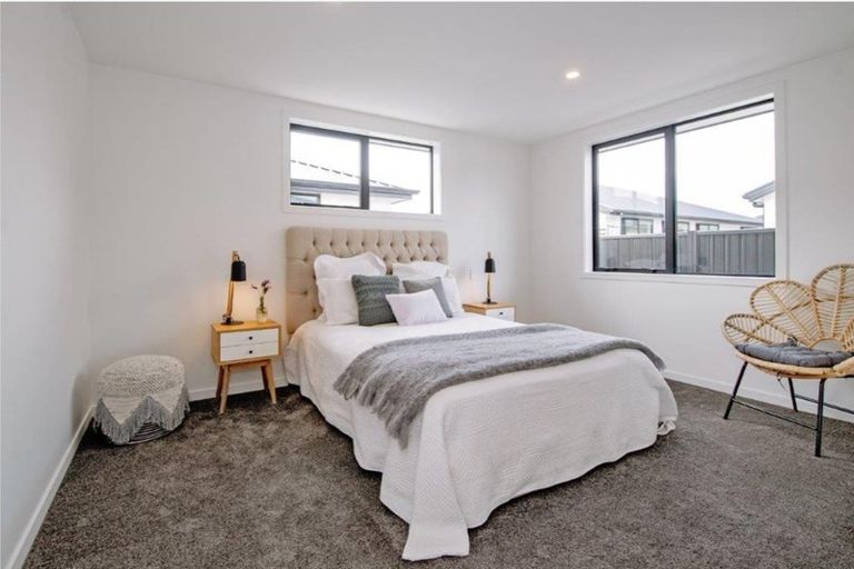 Photo of property in 5a Church Street, Mosgiel, 9024