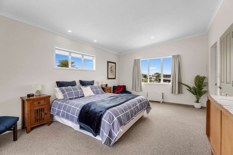 Photo of property in 18 Pacific Place, Whitianga, 3510