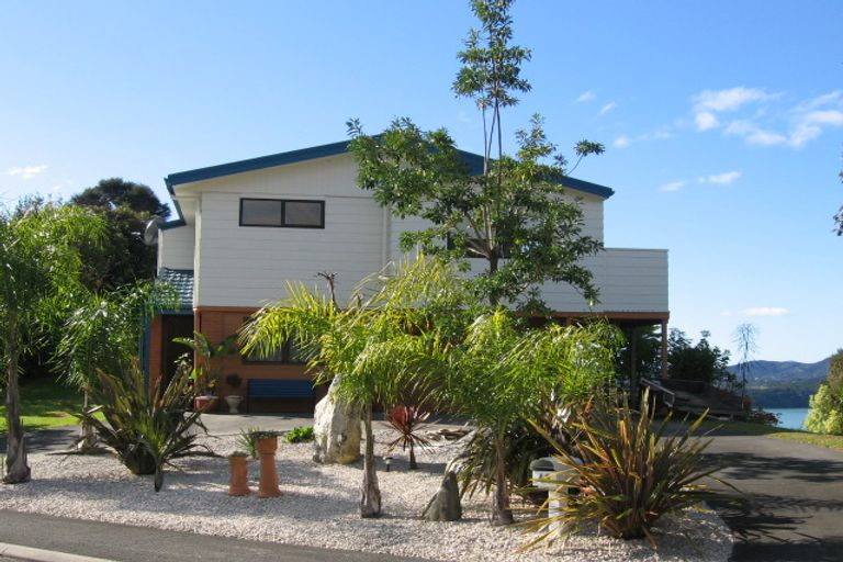 Photo of property in 43 Te Haumi Drive, Paihia, 0200