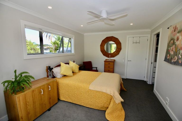 Photo of property in 148 Kupe Drive, Whitianga, 3510