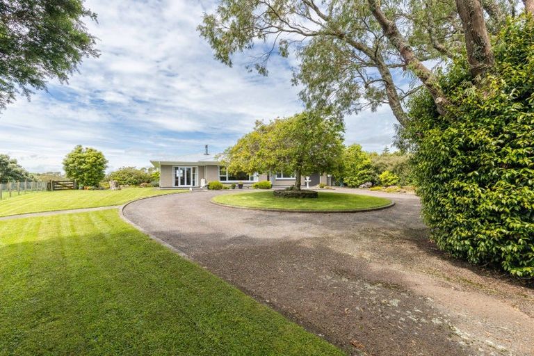 Photo of property in 737 Frankley Road, Hurworth, New Plymouth, 4371