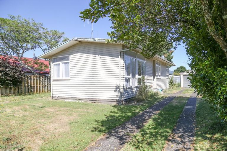 Photo of property in 186 Te Rangitautahanga Road, Turangi, 3334