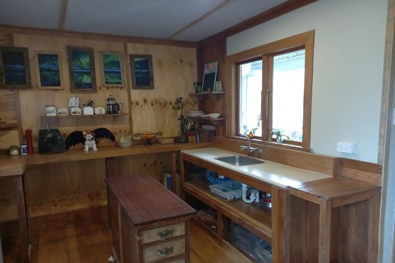 Photo of property in 17 Settlement Road, Papatotara, Tuatapere, 9691