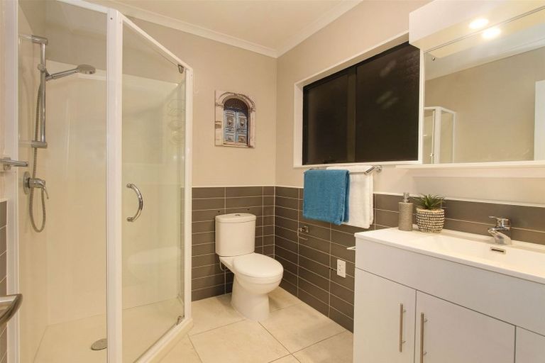 Photo of property in 25 Cape Vista Crescent, Pukekohe, 2120