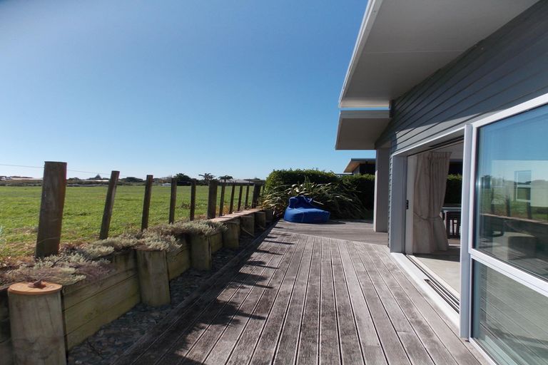 Photo of property in 40 Ocean Breeze Drive, Waihi Beach, 3611