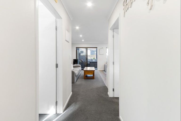 Photo of property in 2/11 Shelley Jane Place, Dinsdale, Hamilton, 3204