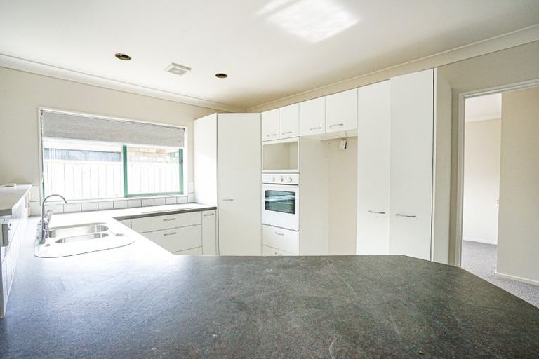 Photo of property in 13b Oakwood Place, Pukekohe, 2120