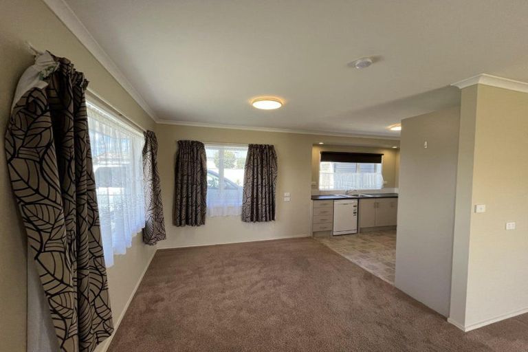 Photo of property in 70 Miro Street, Inglewood, 4330