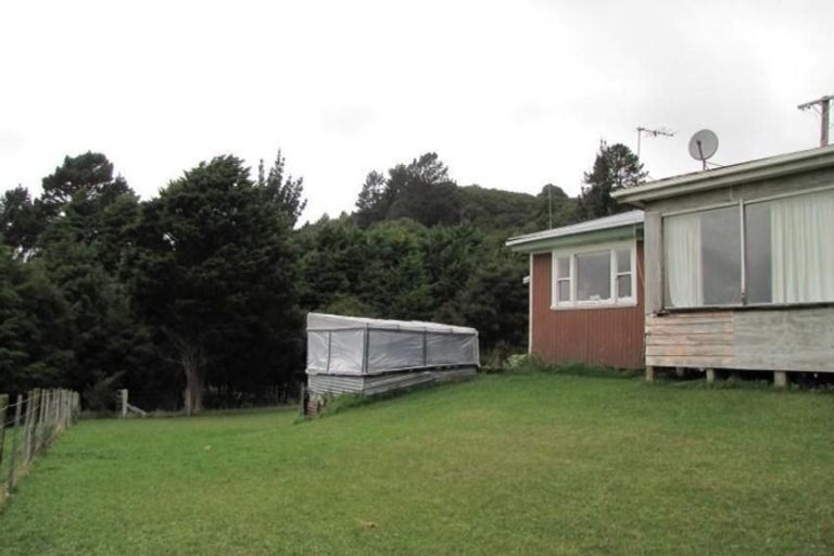 Photo of property in 5114 Te Araroa Road, Hicks Bay, Tikitiki, 4087