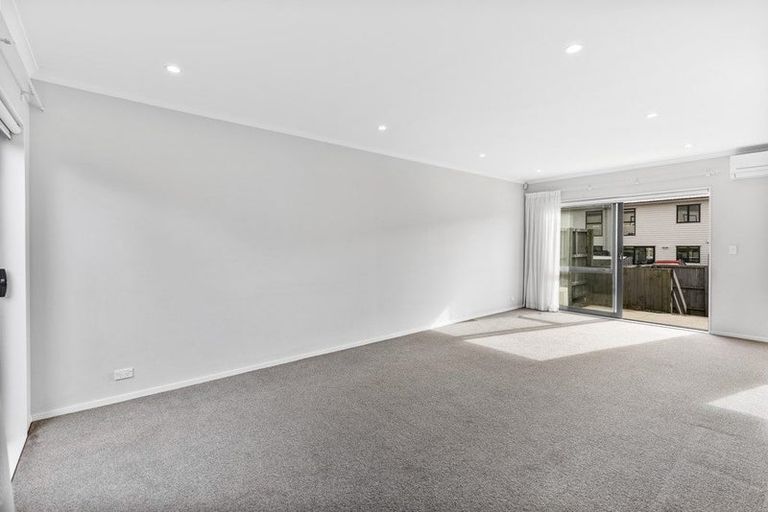 Photo of property in 4/38 Brigham Creek Road, Whenuapai, Auckland, 0618