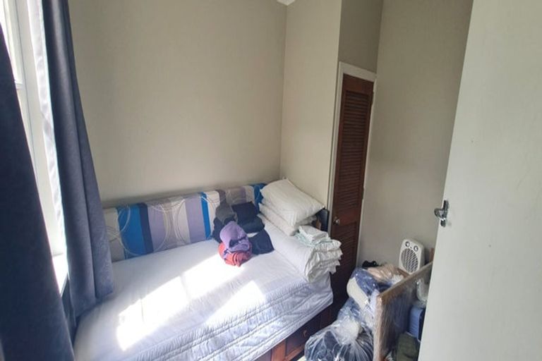 Photo of property in 2/42 Regent Street, Papatoetoe, Auckland, 2025