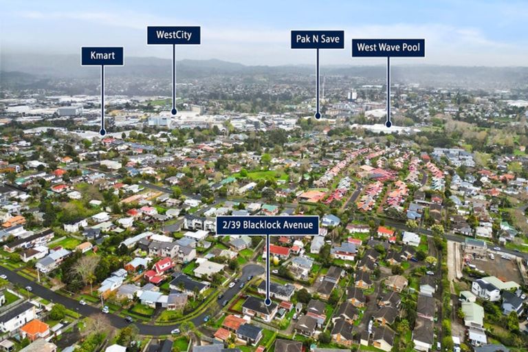 Photo of property in 2/39 Blacklock Avenue, Henderson, Auckland, 0612