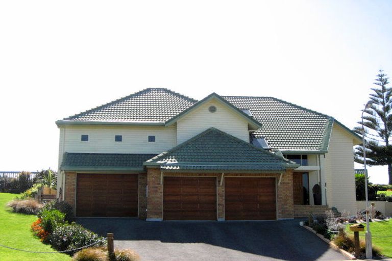 Photo of property in 7 Commodores Close, Coastlands, Whakatane, 3120