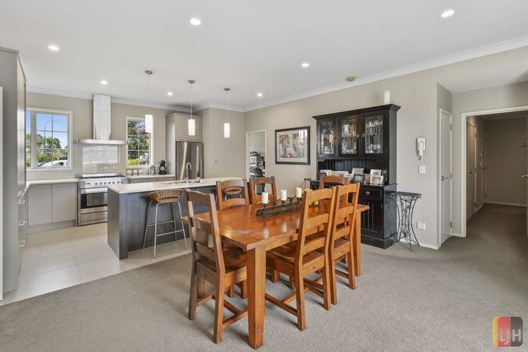 Photo of property in 242 Harbourside Drive, Karaka, Papakura, 2113