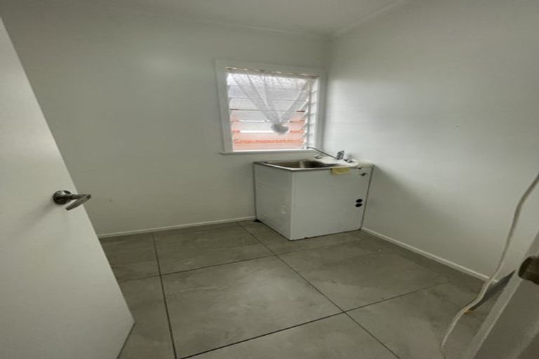 Photo of property in 1/213 Sunnynook Road, Wairau Valley, Auckland, 0627