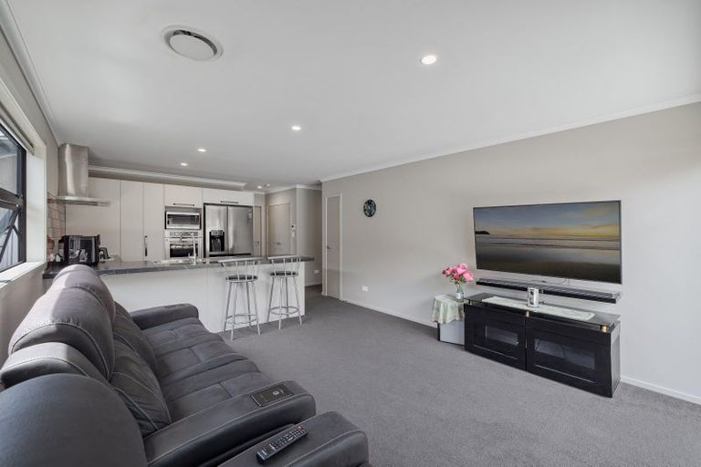 Photo of property in 111 Union Drive, Papamoa, 3118