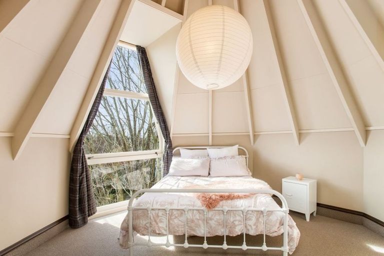 Photo of property in 11 Stormont Place, Avonhead, Christchurch, 8042