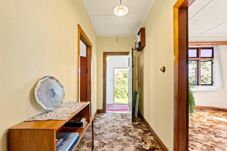 Photo of property in 24 Seymour Street, Waitara, 4320