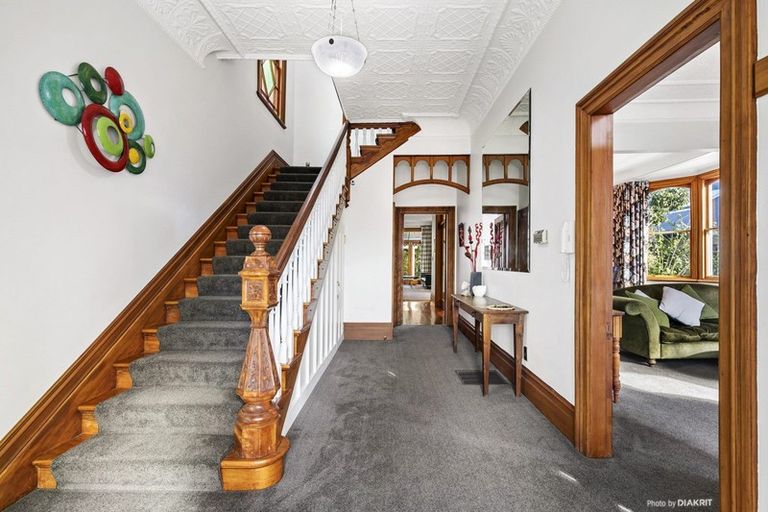 Photo of property in 19 Brougham Street, Mount Victoria, Wellington, 6011