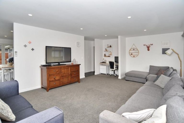 Photo of property in 67 Georgina Street, Marshland, Christchurch, 8083