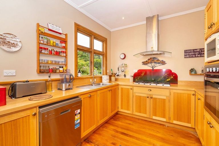 Photo of property in 53 Glendining Avenue, North East Valley, Dunedin, 9010