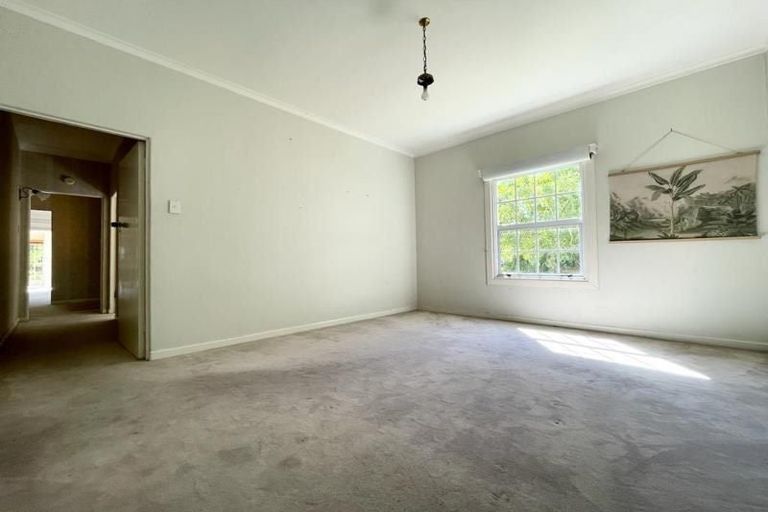 Photo of property in 40 Matai Road, Greenlane, Auckland, 1051