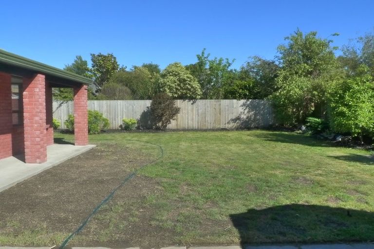 Photo of property in 243 Queenspark Drive, Parklands, Christchurch, 8083