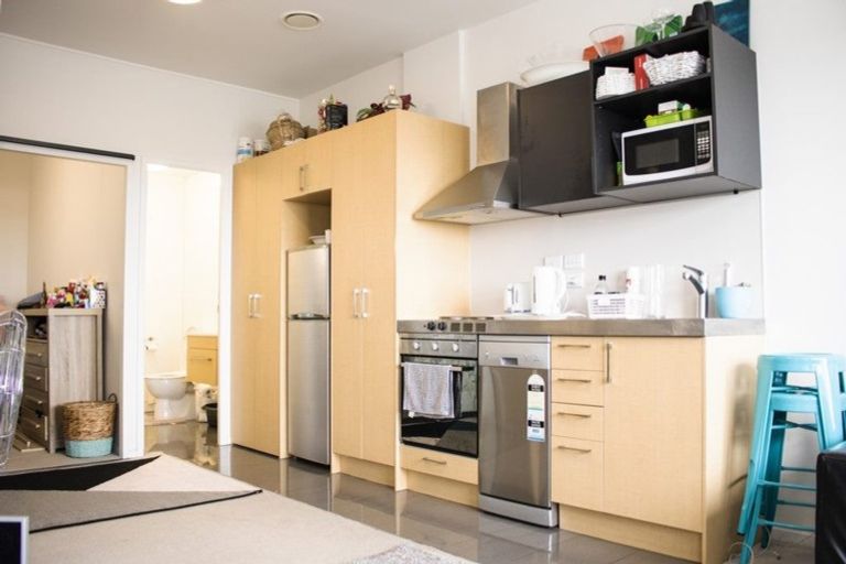 Photo of property in Twin Towers, 811/17 Putney Way, Manukau, Auckland, 2104