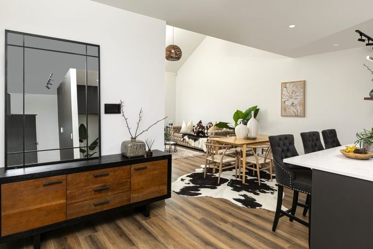 Photo of property in 6 Paihere Street, Huapai, Kumeu, 0810