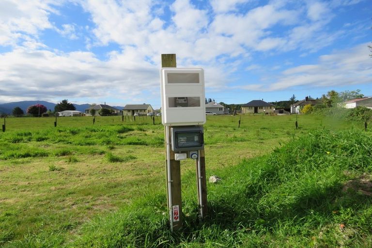 Photo of property in 3 Chattockville Road, Reefton, 7830