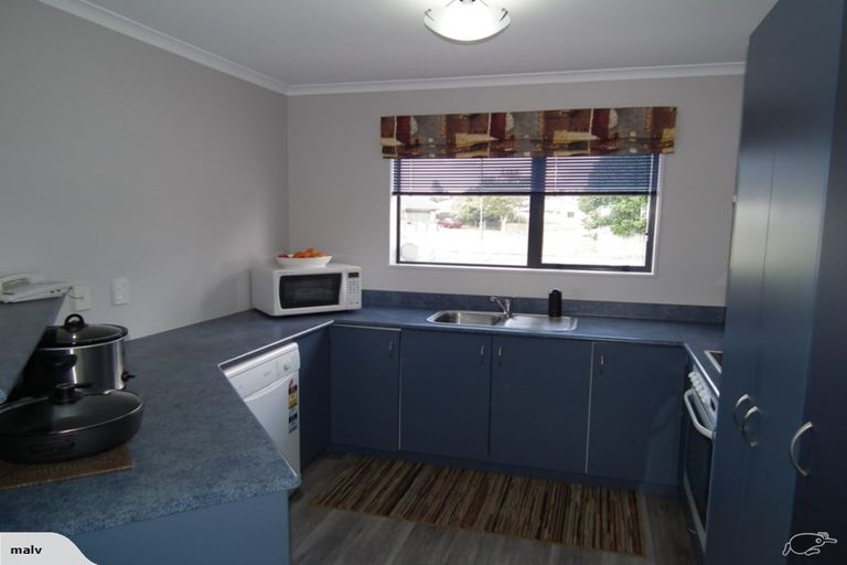 Photo of property in 34 Farnborough Drive, Nawton, Hamilton, 3200