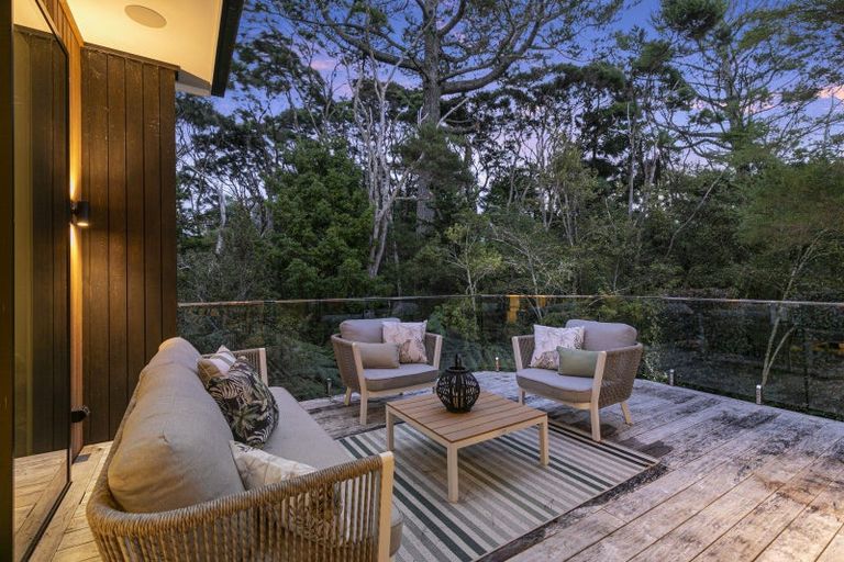 Photo of property in 21b Churchouse Road, Greenhithe, Auckland, 0632