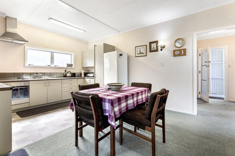 Photo of property in 29 Raukawa Street, Himatangi Beach, Foxton, 4891