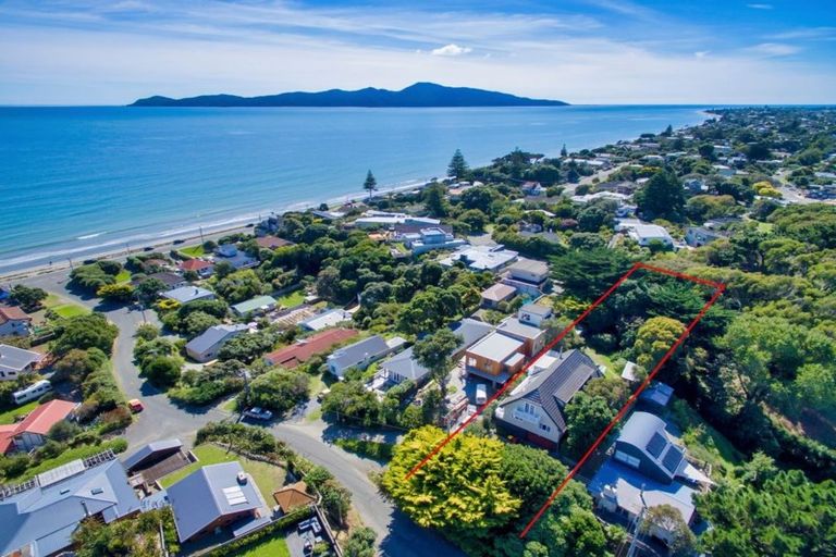 Photo of property in 19 Kainui Road, Raumati South, Paraparaumu, 5032